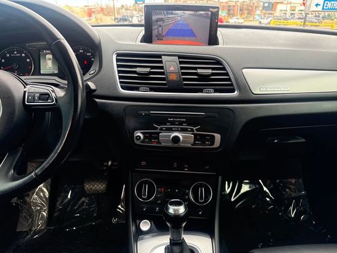 Used 2016 Audi Q3 2.0T Prestige image 48