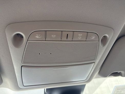 Used 2022 Nissan Rogue Sport SV image 17