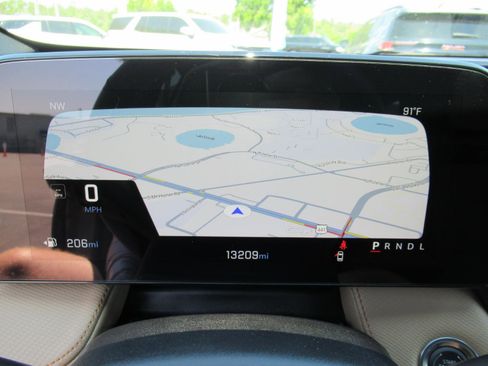 Used 2025 Chevrolet Equinox ACTIV w/ Safety and Technology Package image 27