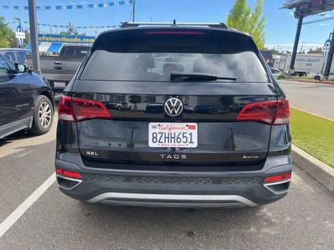 Used 2022 Volkswagen Taos SEL image 13