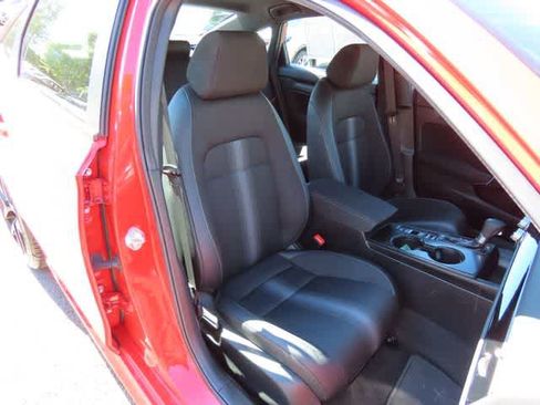 Used 2024 Honda Civic Sport image 15