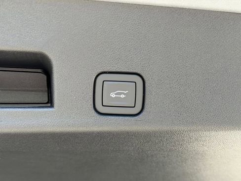 New 2026 Chevrolet Traverse LT w/ Sun and Wheel Package image 27