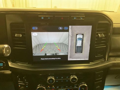 Used 2024 Ford F250 Lariat w/ Sport Appearance Package image 24