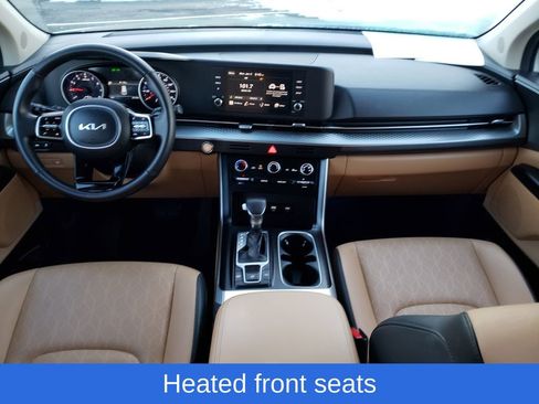 Used 2024 Kia Carnival LX image 11