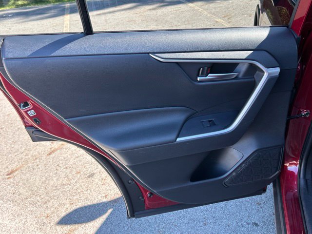 Used 2019 Toyota RAV4 XLE w/ All Weather Liner Package AWD/4WD image 30