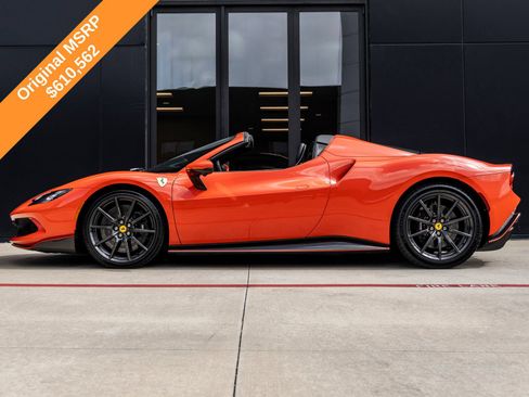 Used 2024 Ferrari 296 GTS RWD image 9