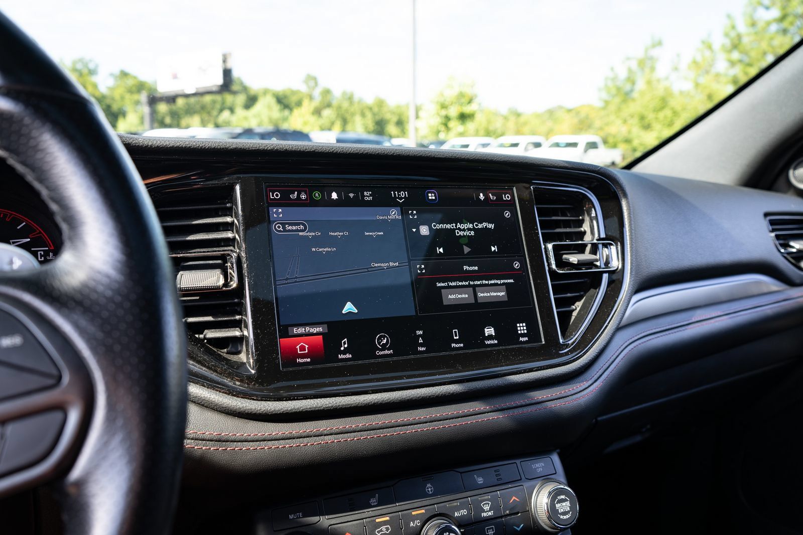 Used 2022 Dodge Durango R/T w/ Blacktop Package RWD image 25