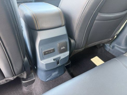 Used 2025 Ford Maverick Tremor AWD/4WD image 29