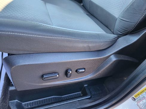 Used 2018 Ford Escape SE w/ Ford Safe & Smart Package image 26