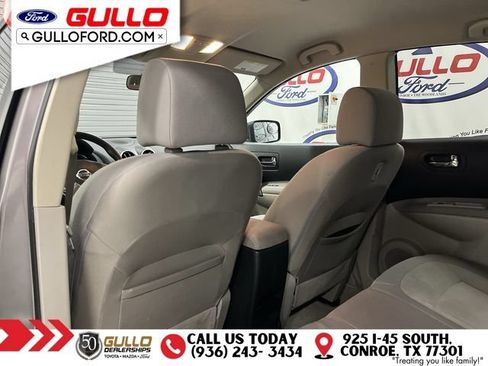 Used 2013 Nissan Rogue S w/ Special Edition Pkg FWD image 15