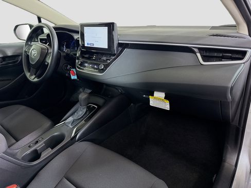 Used 2026 Toyota Corolla LE image 29