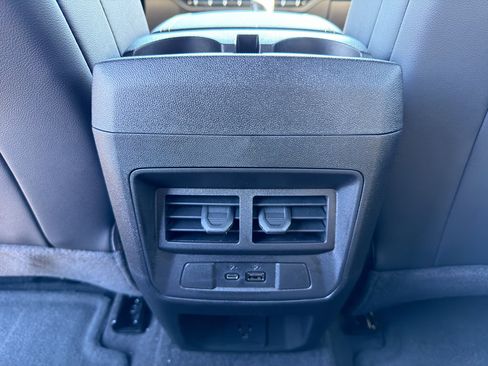 New 2026 Chevrolet Colorado ZR2 w/ Technology Package AWD/4WD image 17