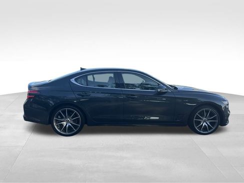 Used 2023 Genesis G70 2.0T image 6
