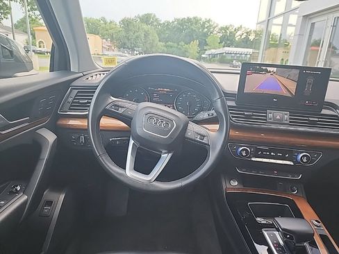 Used 2023 Audi Q5 2.0T Premium w/ Convenience Package AWD/4WD image 21