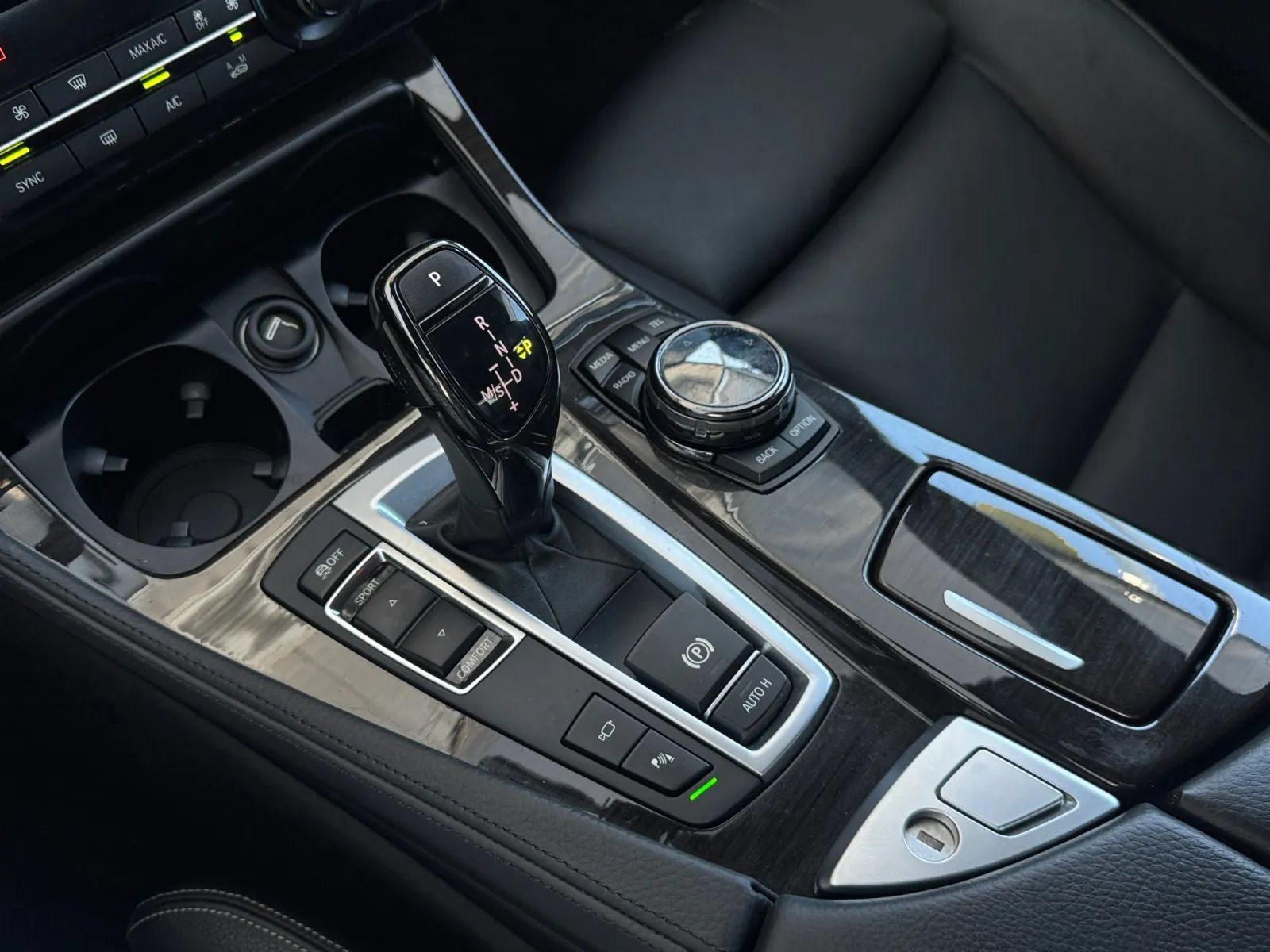 Used 2014 BMW 550i Sedan RWD image 38