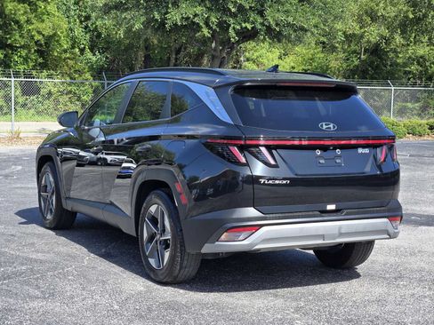 Certified 2025 Hyundai Tucson SEL FWD image 5