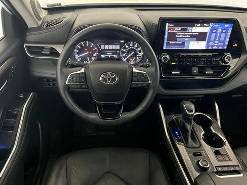 Used 2020 Toyota Highlander Limited AWD/4WD image 33