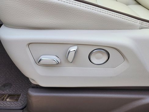 New 2026 GMC Yukon XL Denali image 17