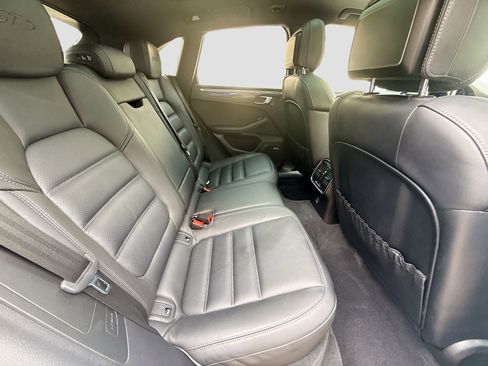 Used 2020 Porsche Macan GTS image 29