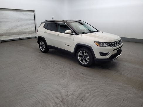 Used 2018 Jeep Compass Limited AWD/4WD image 11