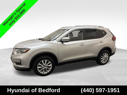 Used 2019 Nissan Rogue SV AWD/4WD image 9