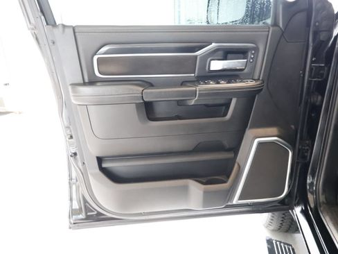 Used 2022 RAM 2500 Laramie AWD/4WD image 12