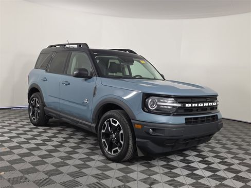 Used 2022 Ford Bronco Sport Outer Banks image 9