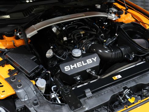 Used 2018 Ford Mustang Shelby GT350 image 44