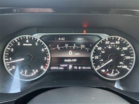 Used 2022 Nissan Pathfinder Platinum w/ Cargo Package image 15