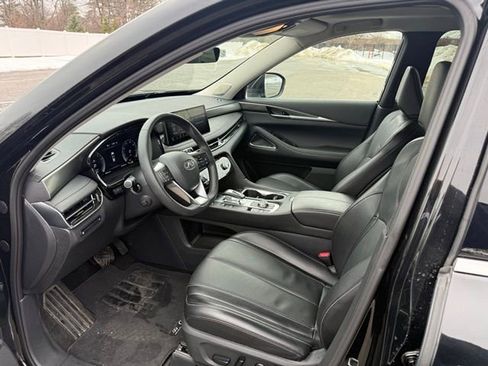 Used 2025 INFINITI QX60 Luxe image 9