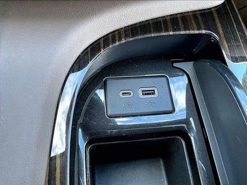 Used 2023 Cadillac Escalade ESV Sport w/ LPO, ONYX Package image 26