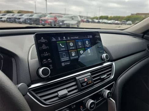 Used 2021 Honda Accord LX image 29