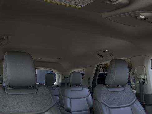 New 2026 Ford Explorer Active AWD/4WD image 23