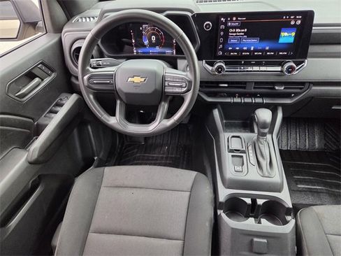 Used 2023 Chevrolet Colorado W/T image 14