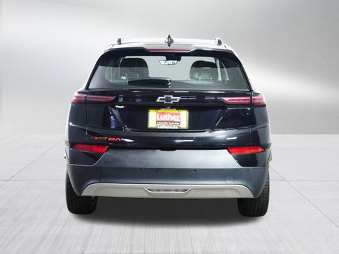 Used 2023 Chevrolet Bolt EUV Premier w/ Sun & Sound Package FWD image 6
