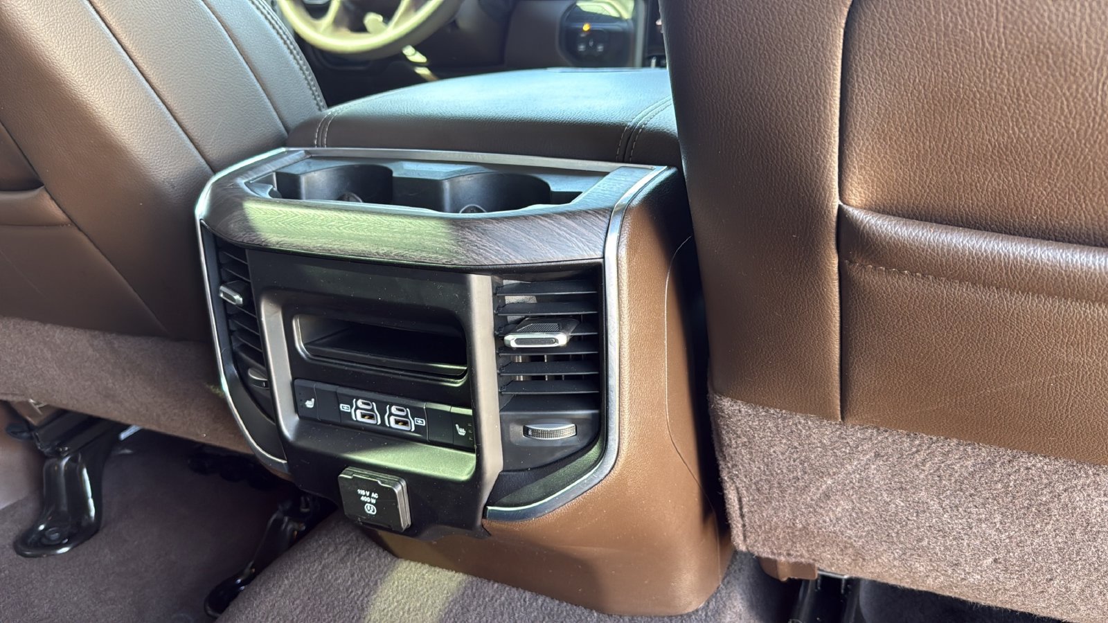 Used 2026 RAM 2500 Laramie AWD/4WD image 27