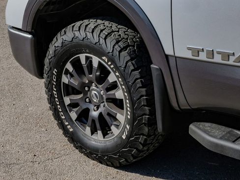 Used 2019 Nissan Titan PRO-4X image 61