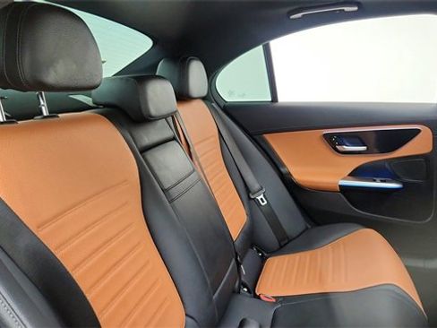 Used 2023 Mercedes-Benz C 300 Sedan image 25