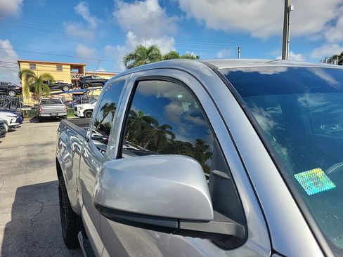 Used 2021 Toyota Tacoma SR5 image 13