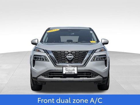 Used 2023 Nissan Rogue SV AWD/4WD image 2