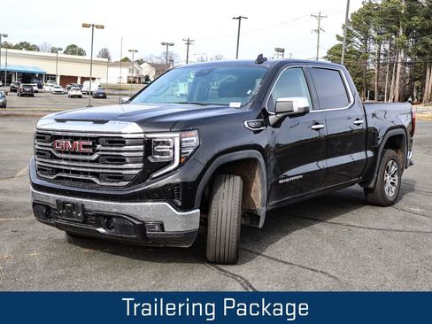 Certified 2025 GMC Sierra 1500 SLT image 3