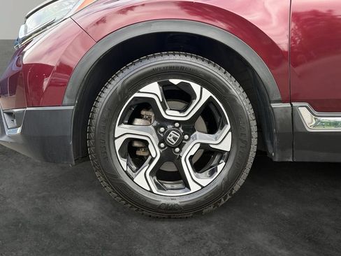 Used 2018 Honda CR-V Touring image 4