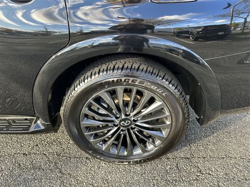 Certified 2024 INFINITI QX80 Sensory w/ Cargo Package image 11