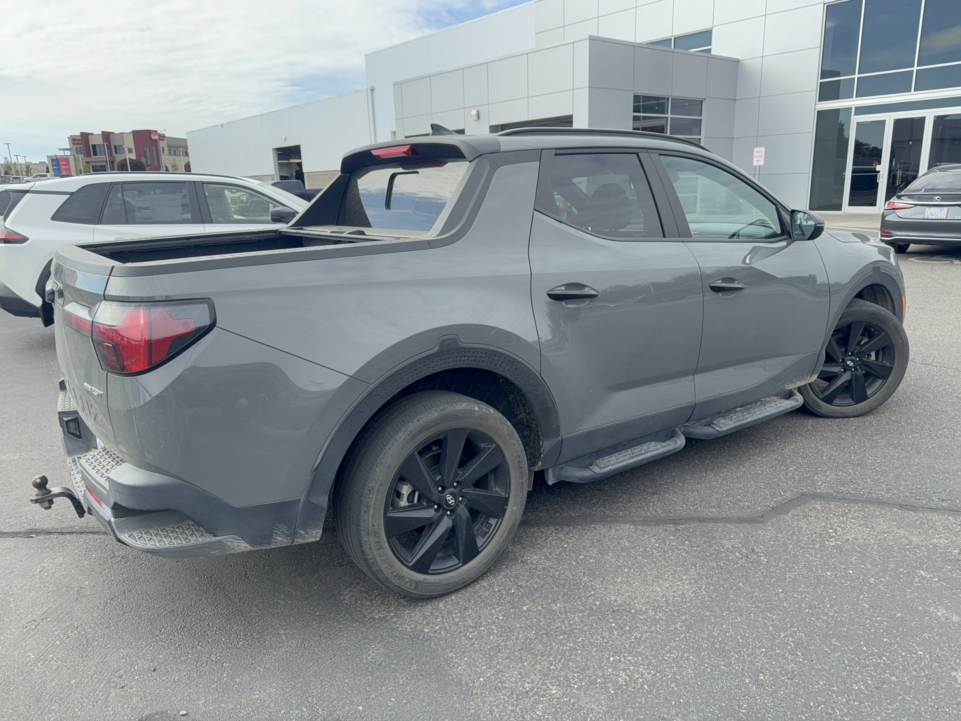 Used 2024 Hyundai Santa Cruz Night AWD/4WD image 34