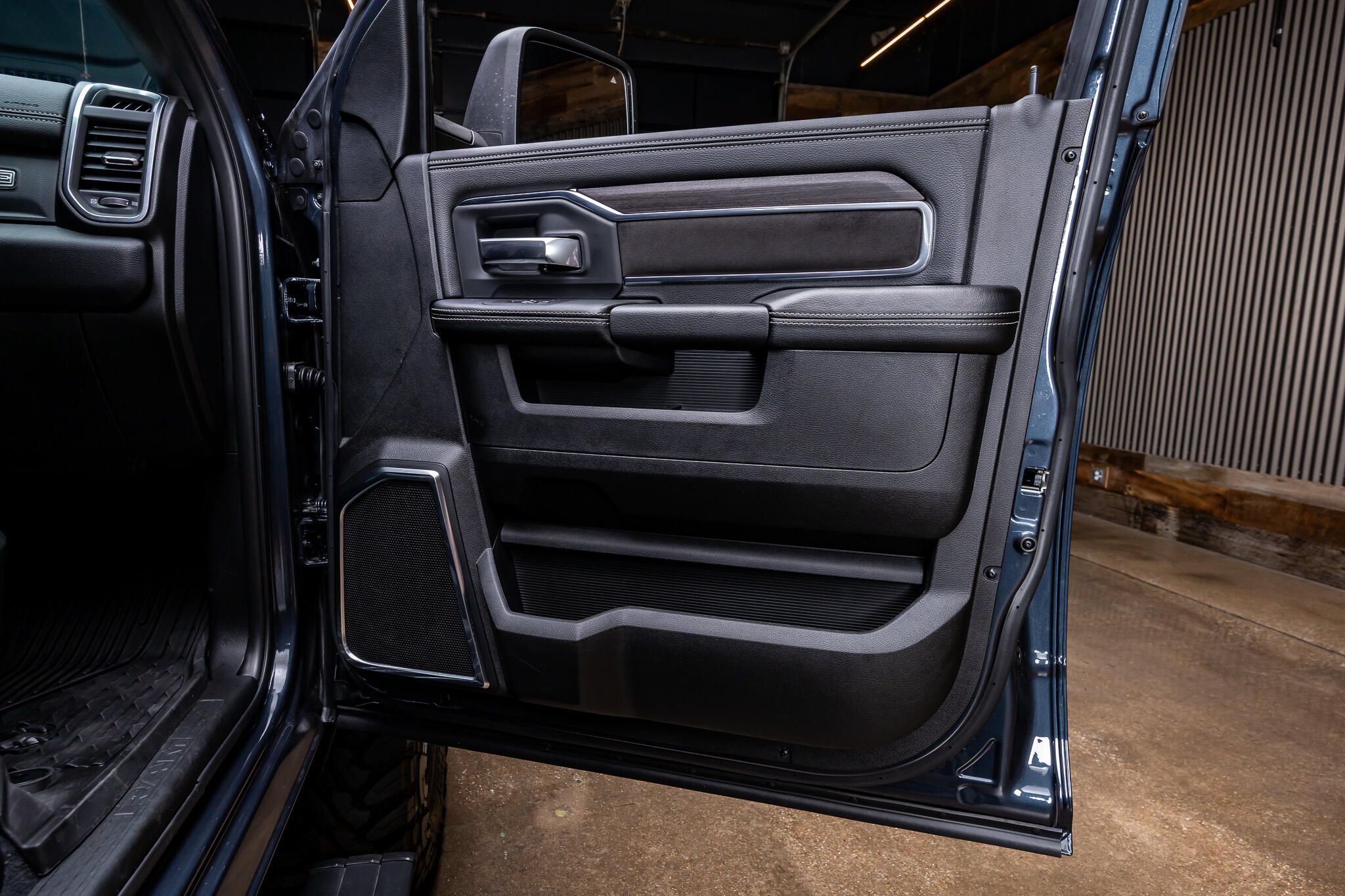 Used 2026 RAM 3500 Laramie w/ Night Edition AWD/4WD image 44