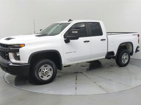 Used 2020 Chevrolet Silverado 2500 W/T w/ WT Convenience Package AWD/4WD image 3