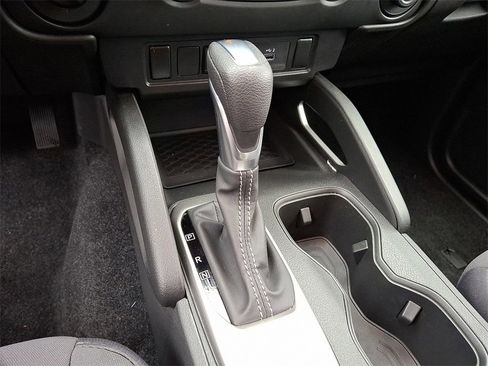 Used 2024 Nissan Frontier SV w/ Technology Package image 15