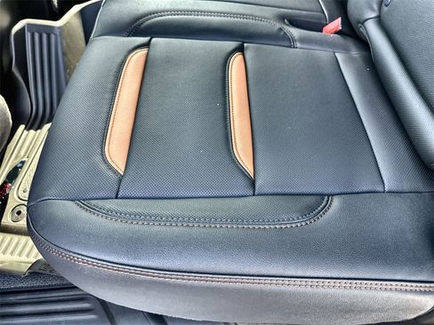 New 2026 GMC Sierra 3500 AT4 w/ AT4 Premium Plus Package image 17