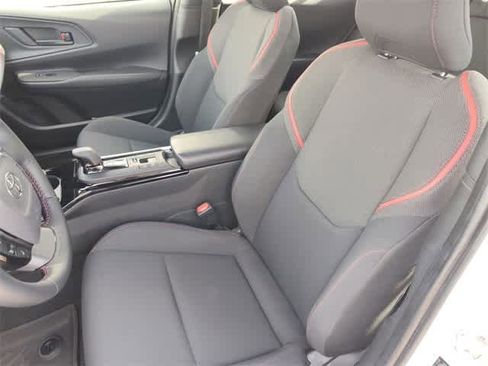 Used 2024 Toyota Prius Prime SE image 14