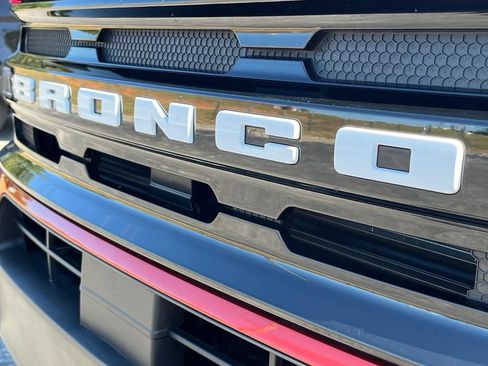 Used 2024 Ford Bronco Sport Outer Banks w/ Tech Package AWD/4WD image 4